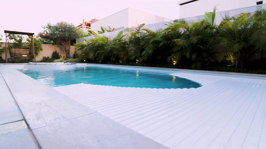 Best Swimming Pool Covers in Dubai and Abu Dhabi